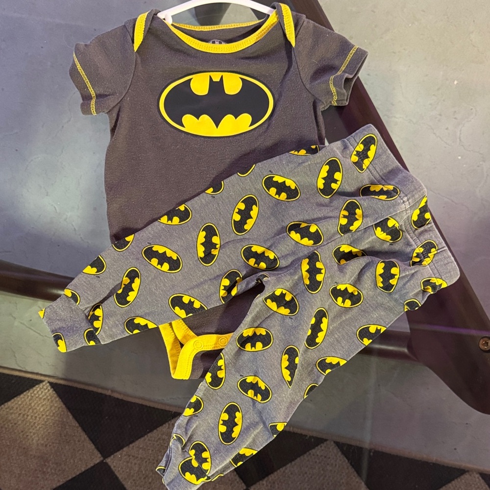 Batman Gray and Yellow Baby Bodysuit